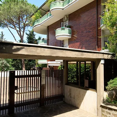 Le Di Andrea Piccolomini San Peter - Terrace Flat Apartment